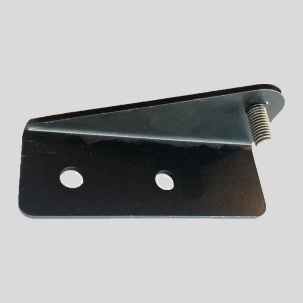 defender-2nd-row-check-strap-bracket-1.webp