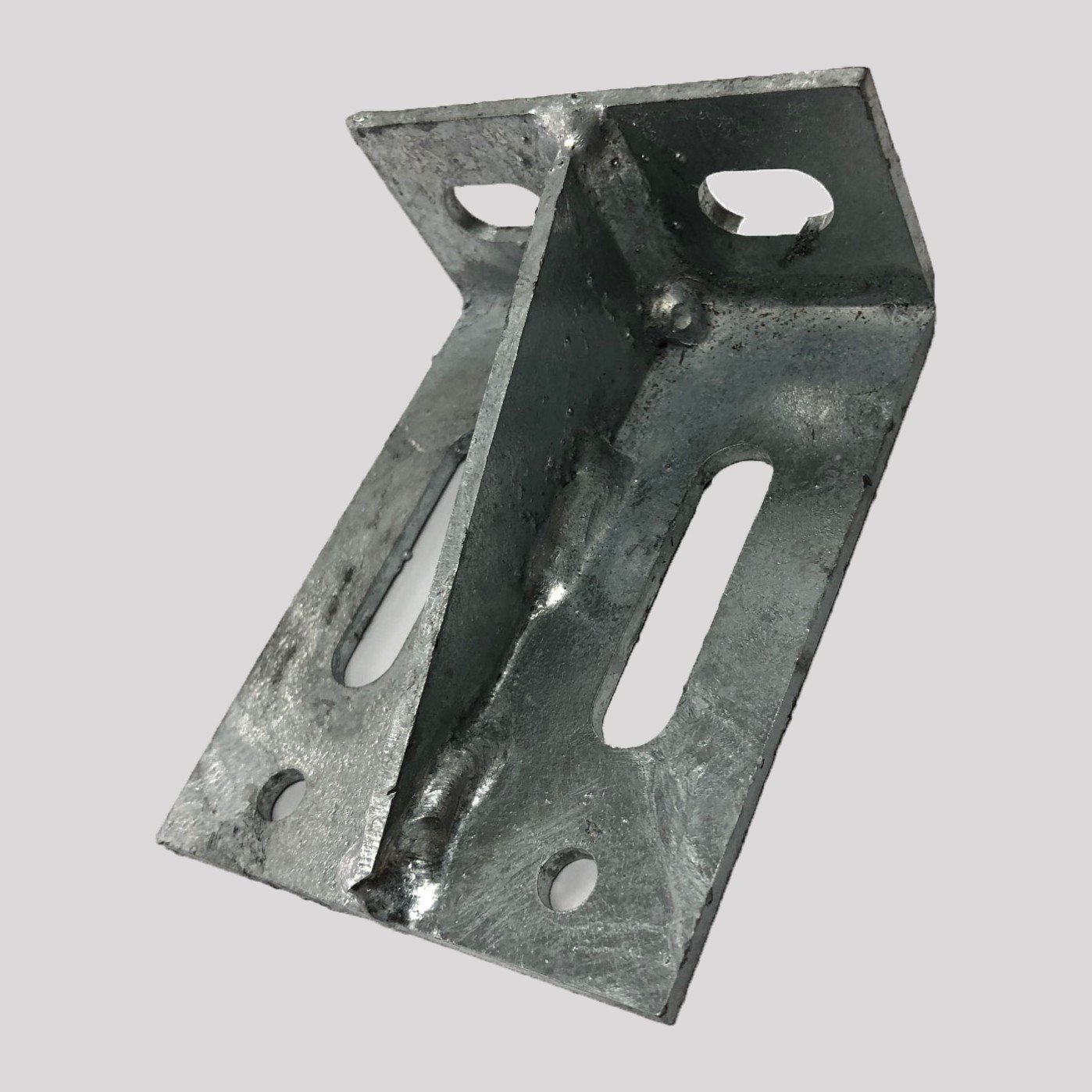 Defender High Capacity Body Mounting Bracket, Galvanised (RRC2440) – DDS Metals