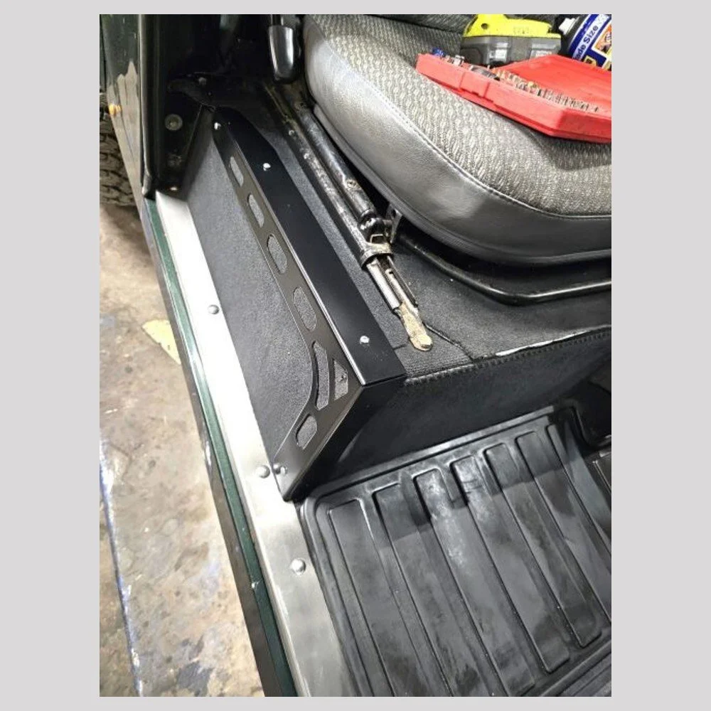 Series & Defender Seat Box Corner Protector – DDS Metals