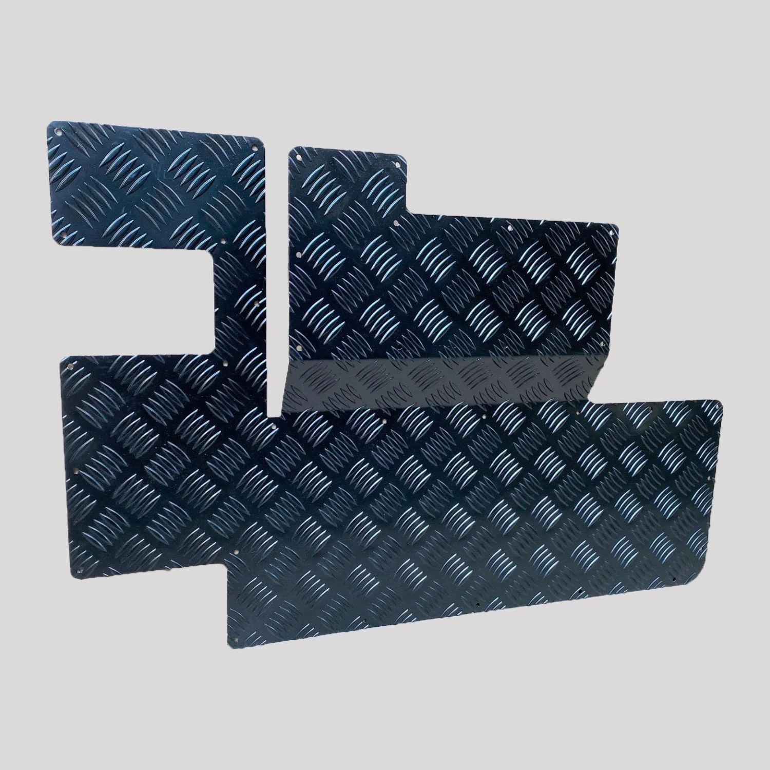 Defender Puma Internal Chequer Plate Rear Door Card – DDS Metals