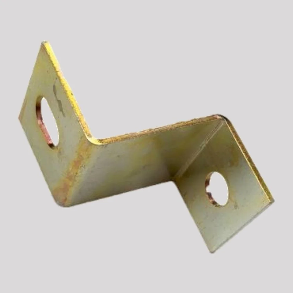Defender Wolf Hard Top Body Side Bracket, Galvanised – DDS Metals