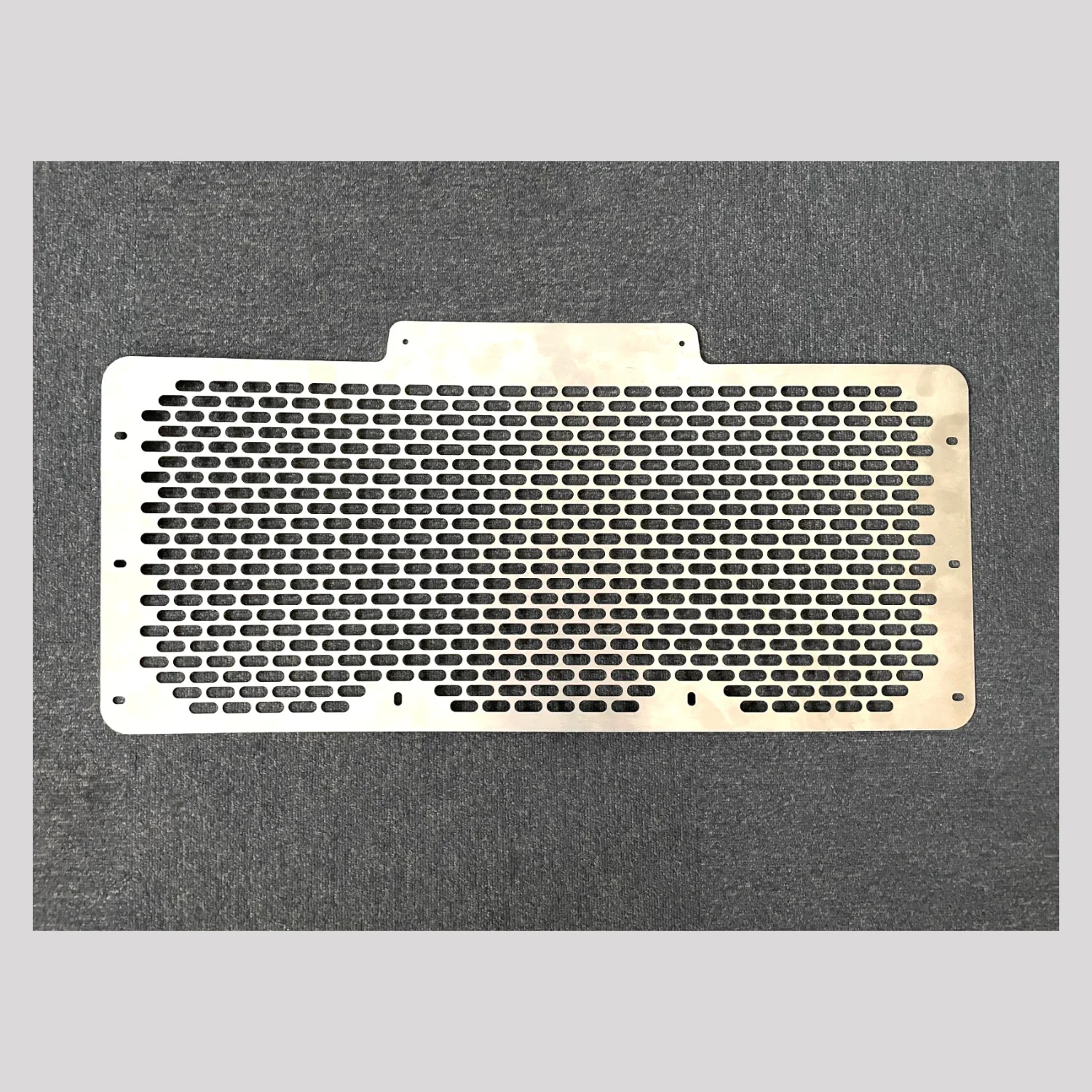 Defender Brushed Stainless Radiator Grille (Aircon)