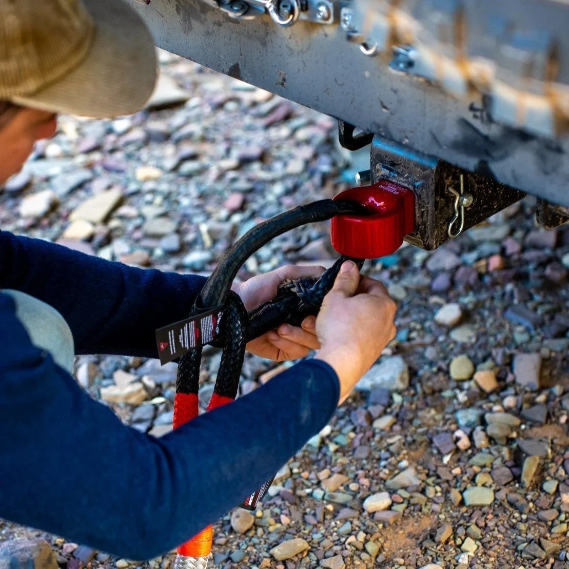 Saber Alloy Recovery Receiver Hitch – Red – Saber Offroad