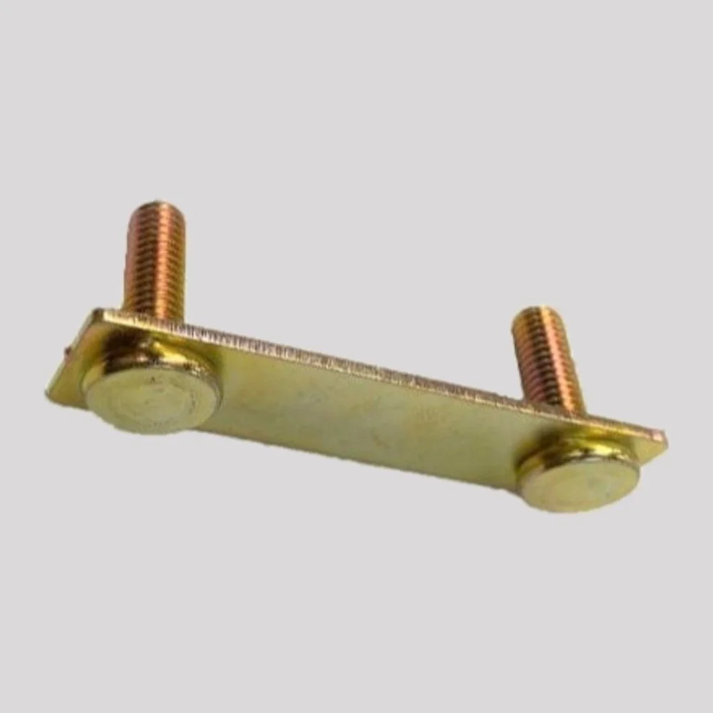 Defender Bulkhead to Sill Captive Bolt Stud Plate – DDS Metals