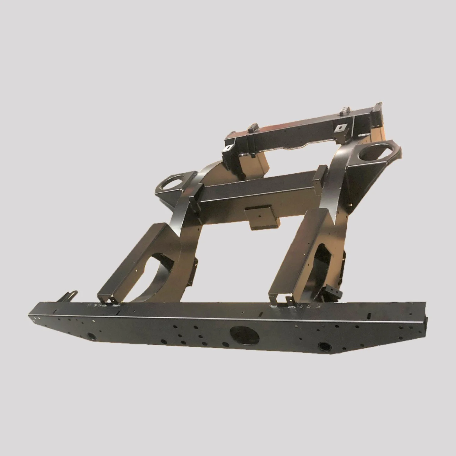 Defender 110 / 130 Td5 Rear Half Chassis (1600mm Legs) – Black powder coated – DDS Metals
