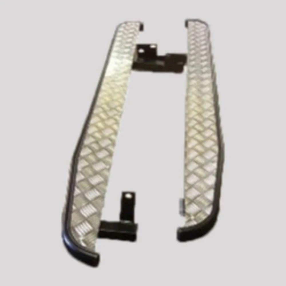 Defender 110 Side Steps, Black with Silver Chequer Plate Top – DDS Metals