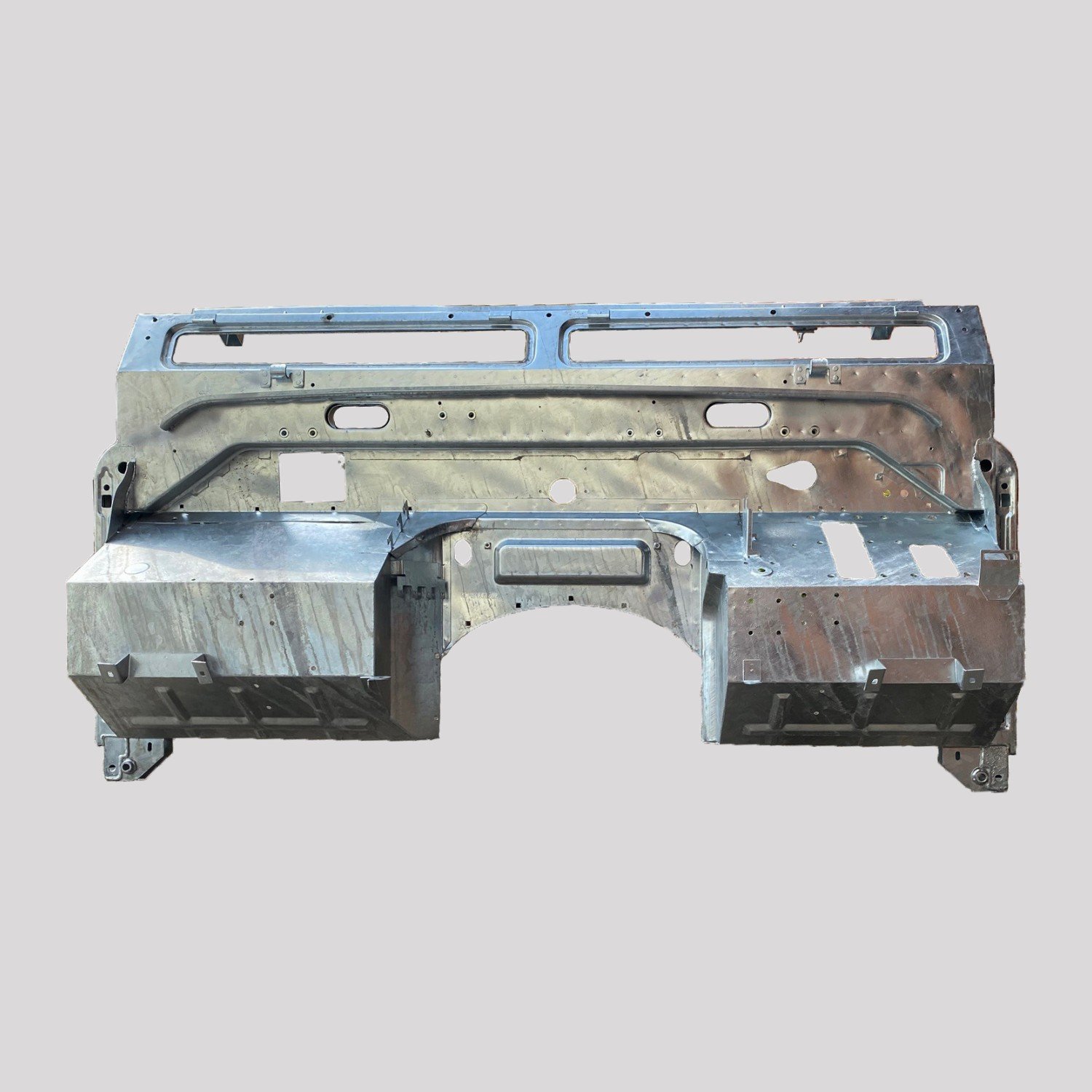 Defender Wolf Military Bulkhead – Left-hand drive, Galvanised – DDS Metals