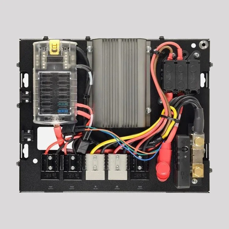 REDARC 12V 40A BCDC Core NOMAD with Fuse Block ICMS (ICMS-016-001) (photo 4 of 5)