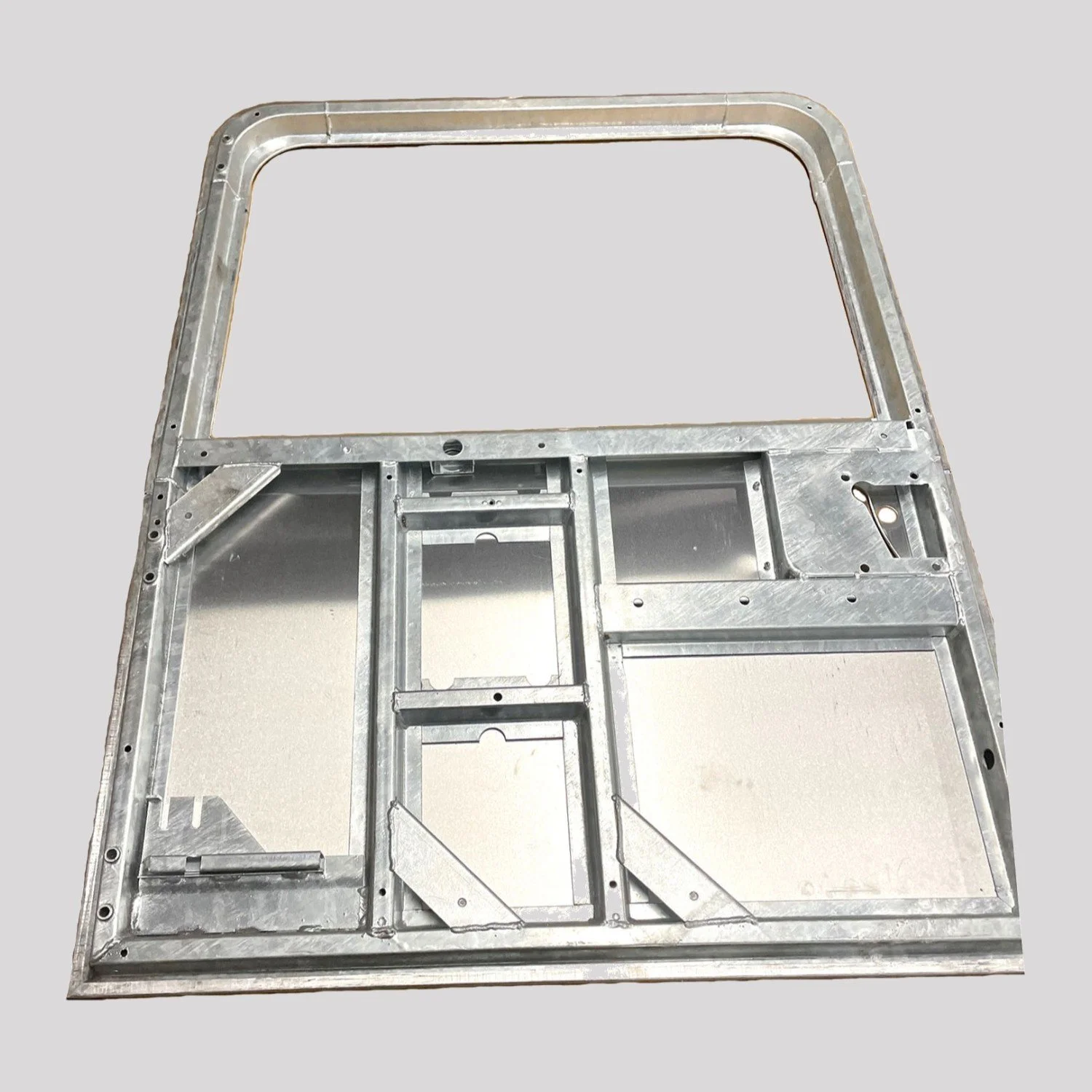 Defender 90 / 110 Rear Door, Galvanised Frame & Aluminium Skin (1986-2006) (see options)