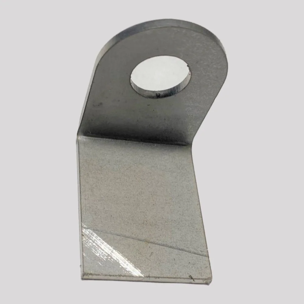 Defender Clutch Pipe Mount (Front Face of Left Footwell, Right Angle) – DDS Metals