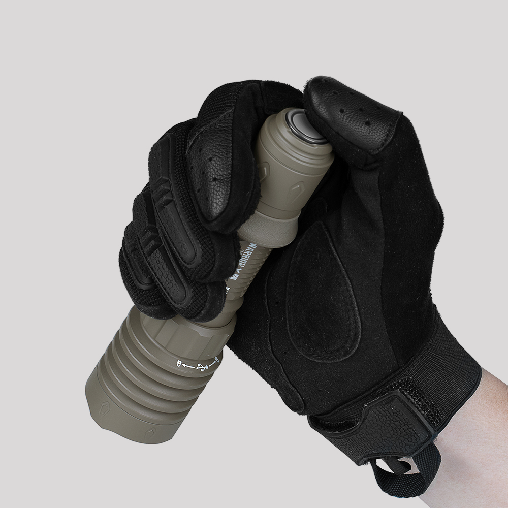 warrior-x-4-fde-gloved-hand.png