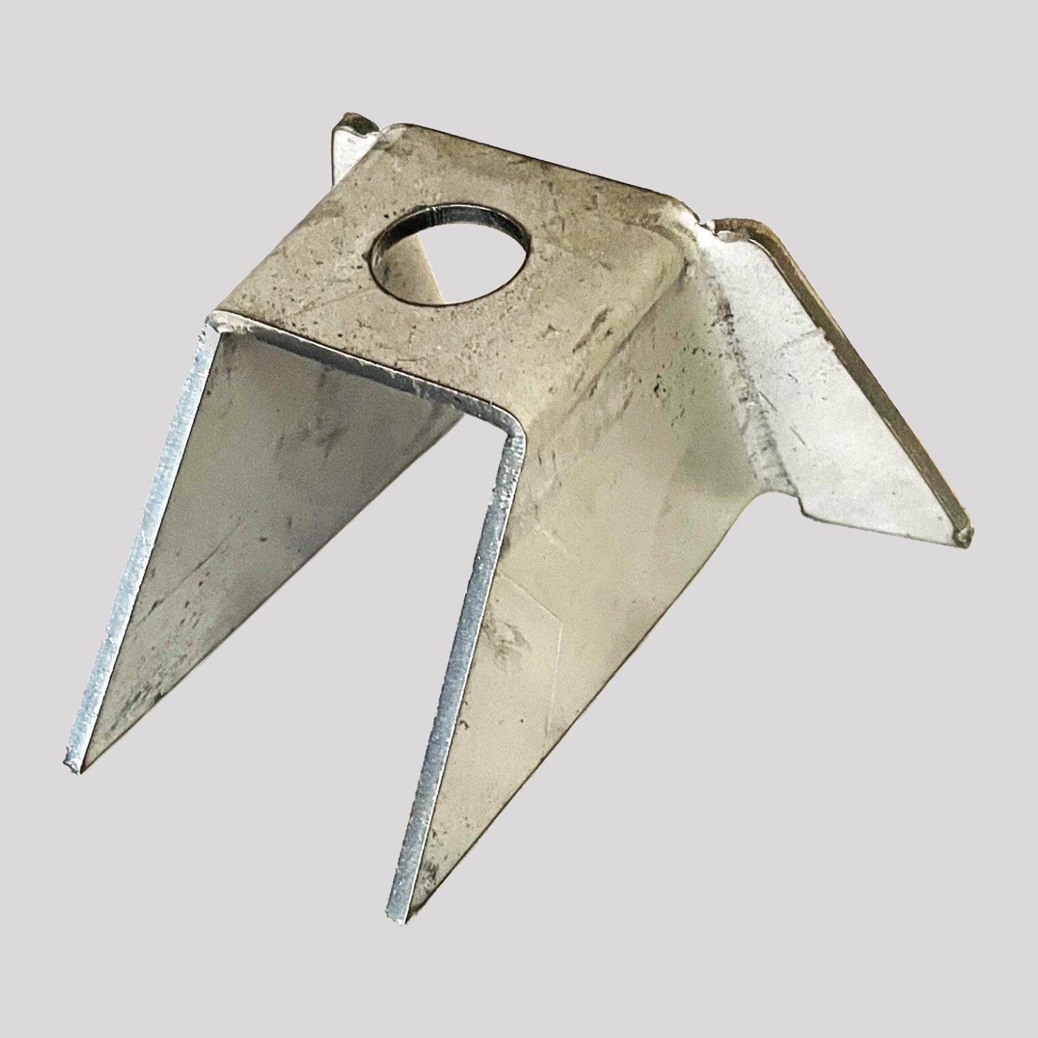 Defender Tdi Radiator Mounting Bracket – DDS Metals