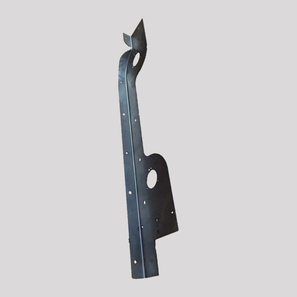 Defender Rear End Quarter Panel Flashing – Right, Black powder coated – DDS Metals