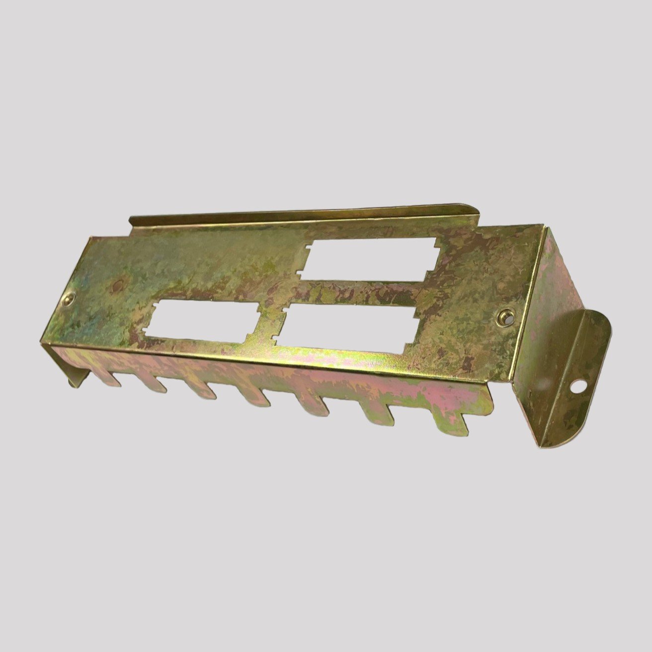 Defender Fuse Box Bracket (1987-2006) – DDS Metals