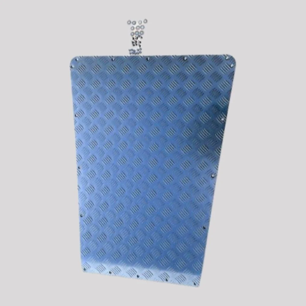Defender Tdi & Td5 Chequer Plate Bonnet Protector with Countersunk Stainless Fittings – 2mm, Black powder coated / 3mm, Black powder coated – DDS Metals