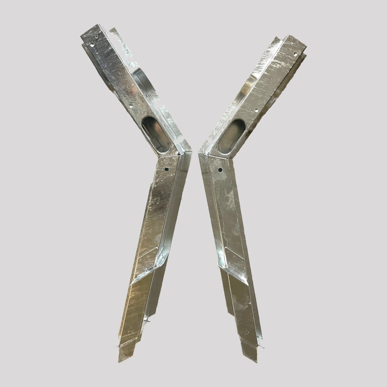 Defender 110 Station Wagon C-Post Replacement Assembly – Pair (left & right), Galvanised – DDS Metals