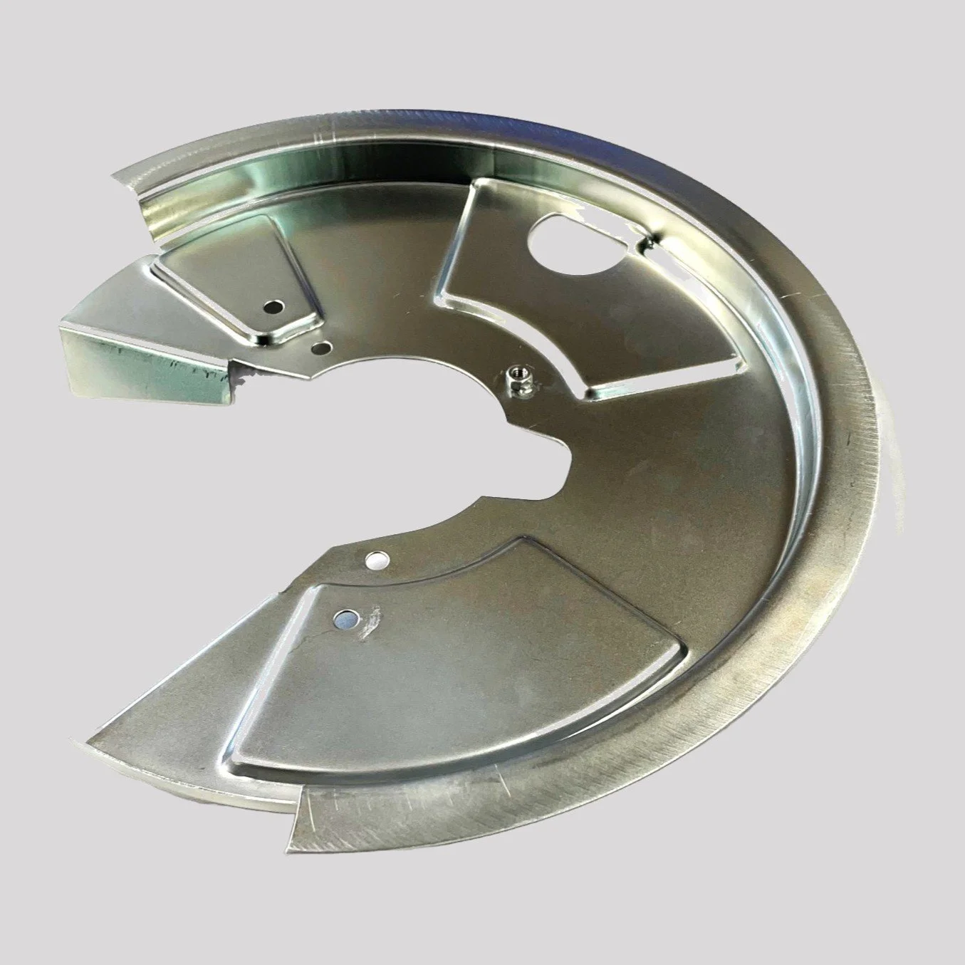 Defender Rear Disc Brake Cover – Right – DDS Metals