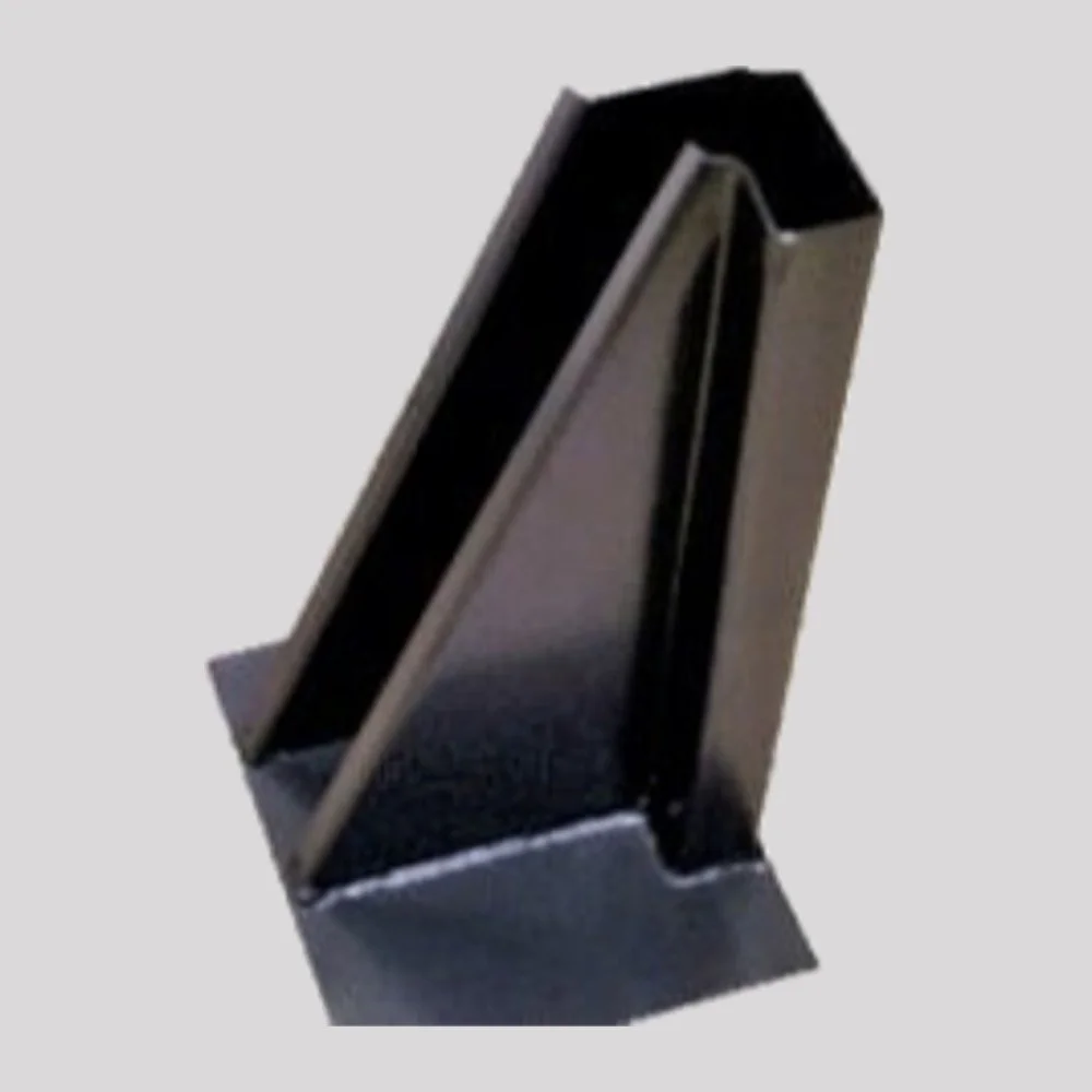 Series LWB Rear of Fuel Tank Outrigger – Right – DDS Metals