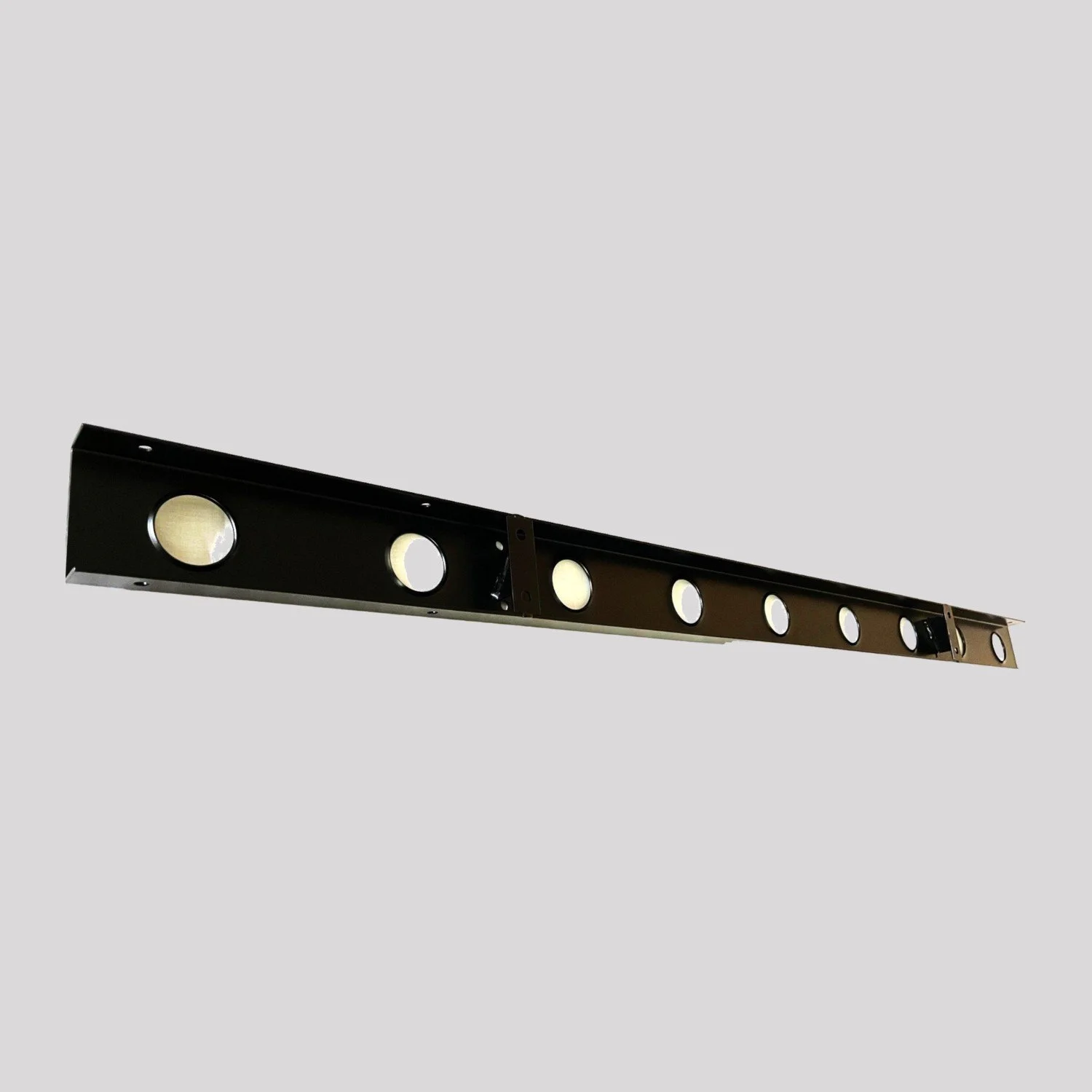 Defender 110 Wolf Centre Body Crossmember – DDS Metals