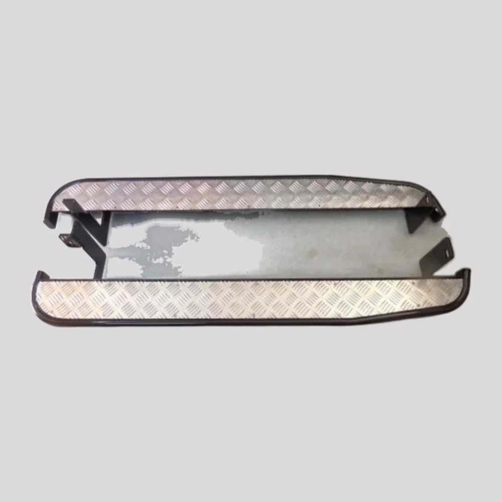 Defender 90 Side Steps, Black with Silver Chequer Plate Top – DDS Metals