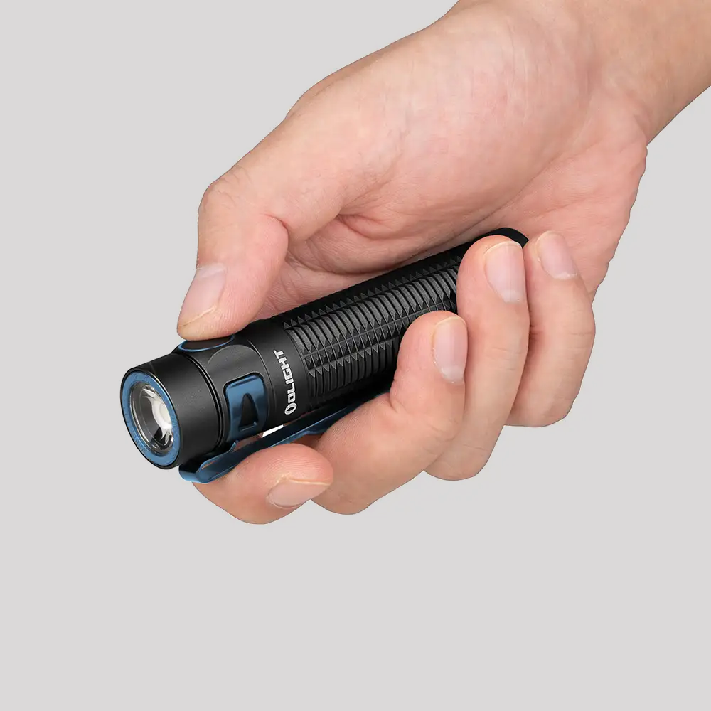 baton-3-pro-in-hand.png