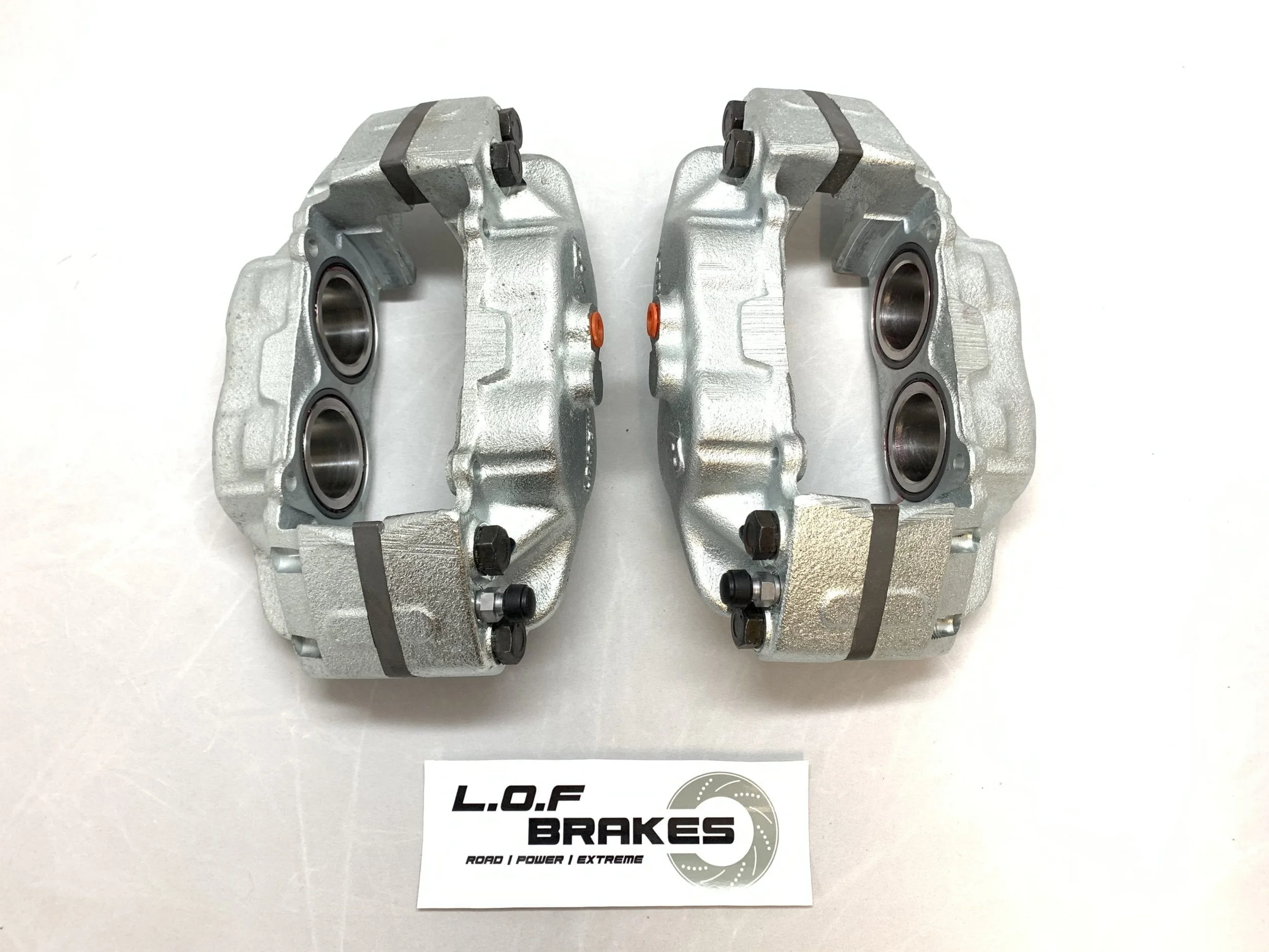 Defender Vented Front Brake Calipers - Stainless Pistons