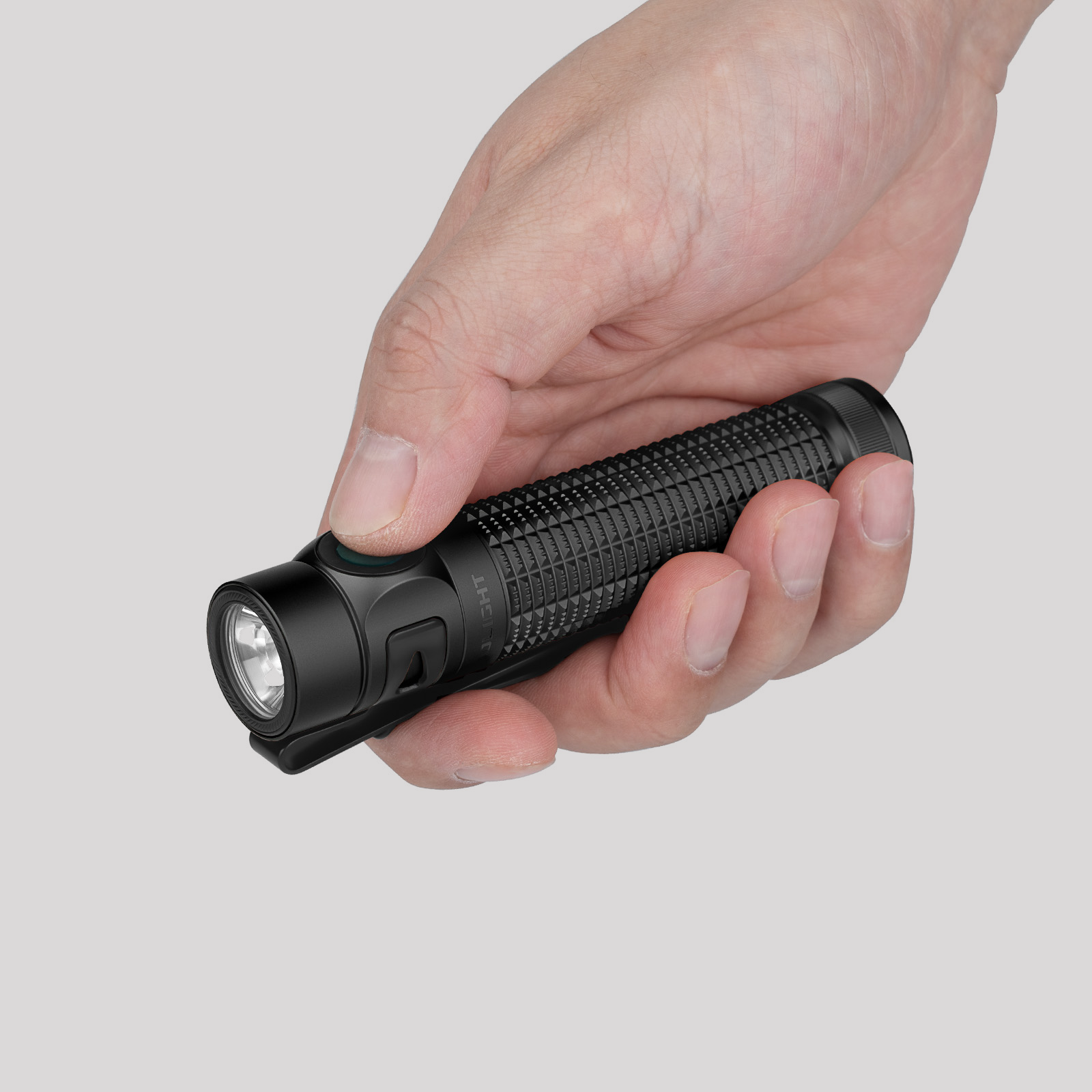 baton-4-pro-in-hand.png