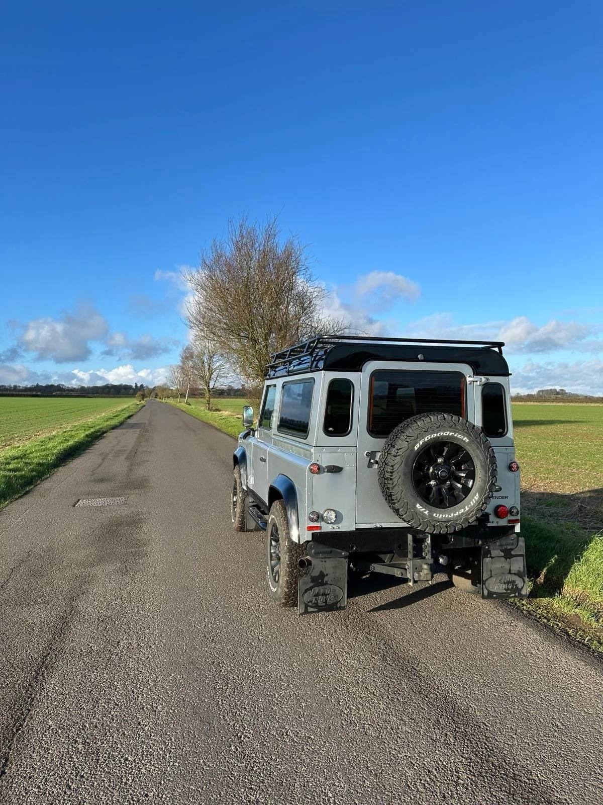 MCB 4x4 Defender 90 Flat Roof Rack – handmade steel roof rack for the Land Rover Defender 90 (photo 7 of 14)