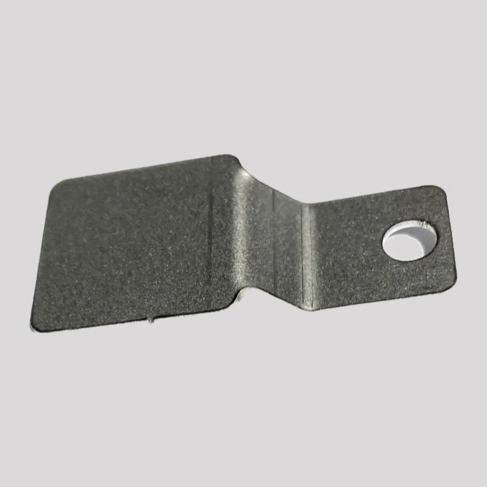 Defender Bulkhead Spade Clip (Round Hole) – DDS Metals