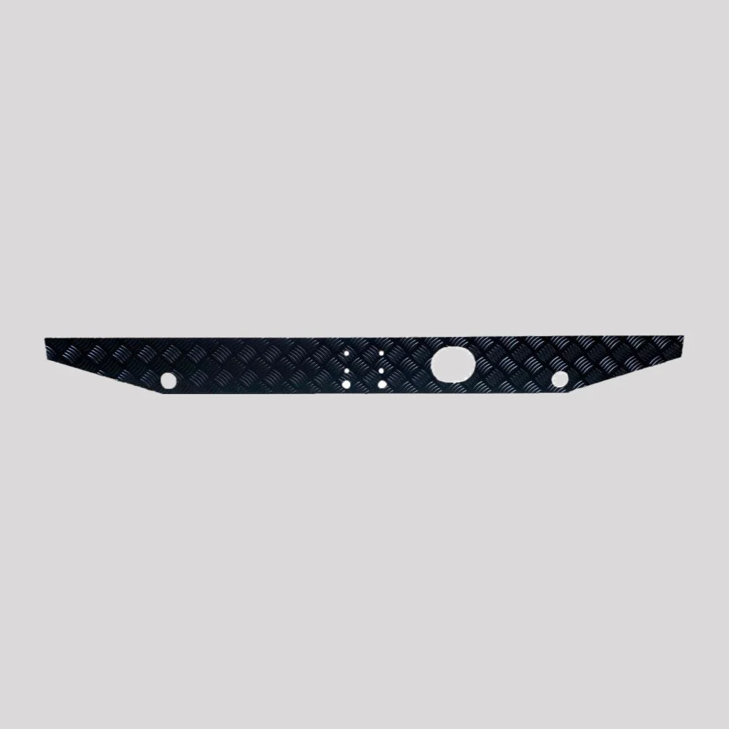 Defender Td5 Chequer Plate Rear Crossmember Cover with Tow Holes – DDS Metals