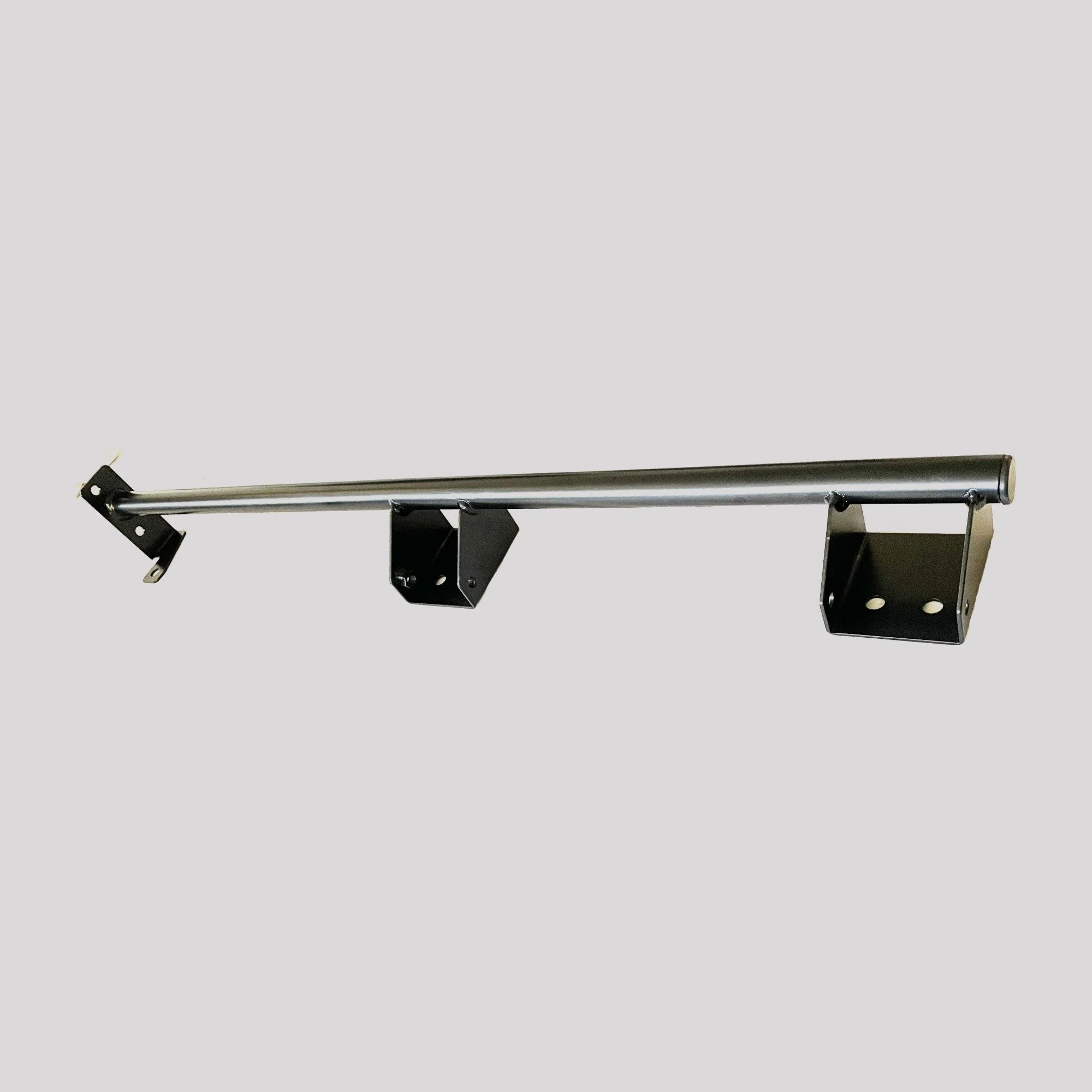 Defender 110 Rear Inward Facing Seat Anchorage, 9/10 Seat – Right, end view – DDS Metals