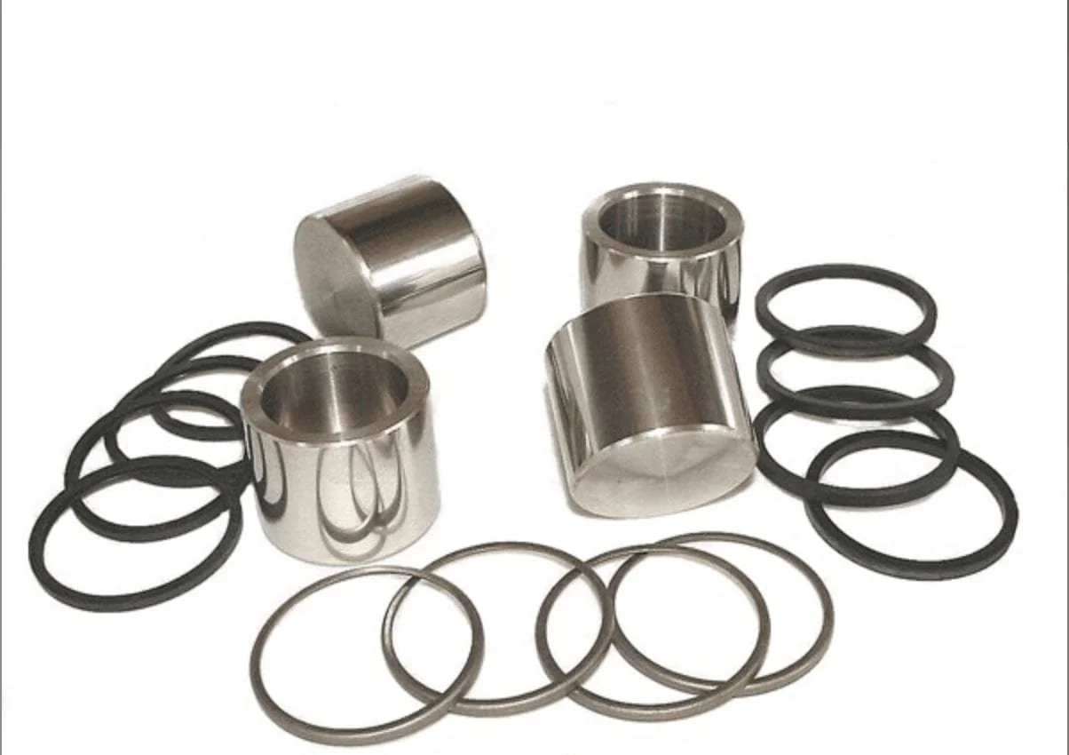 Defender 110 Rear Brake Caliper Rebuild Kit - Stainless