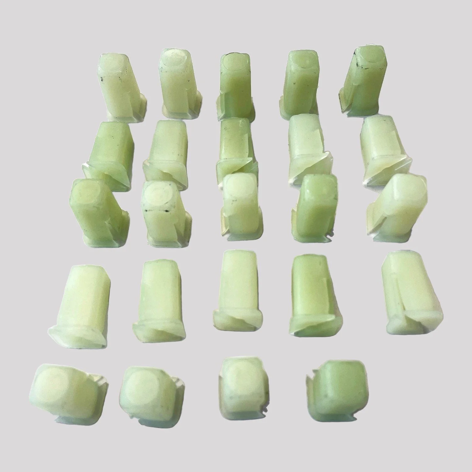 Defender Green Square Plastic Nut Inserts (Kit of 24) – DDS Metals