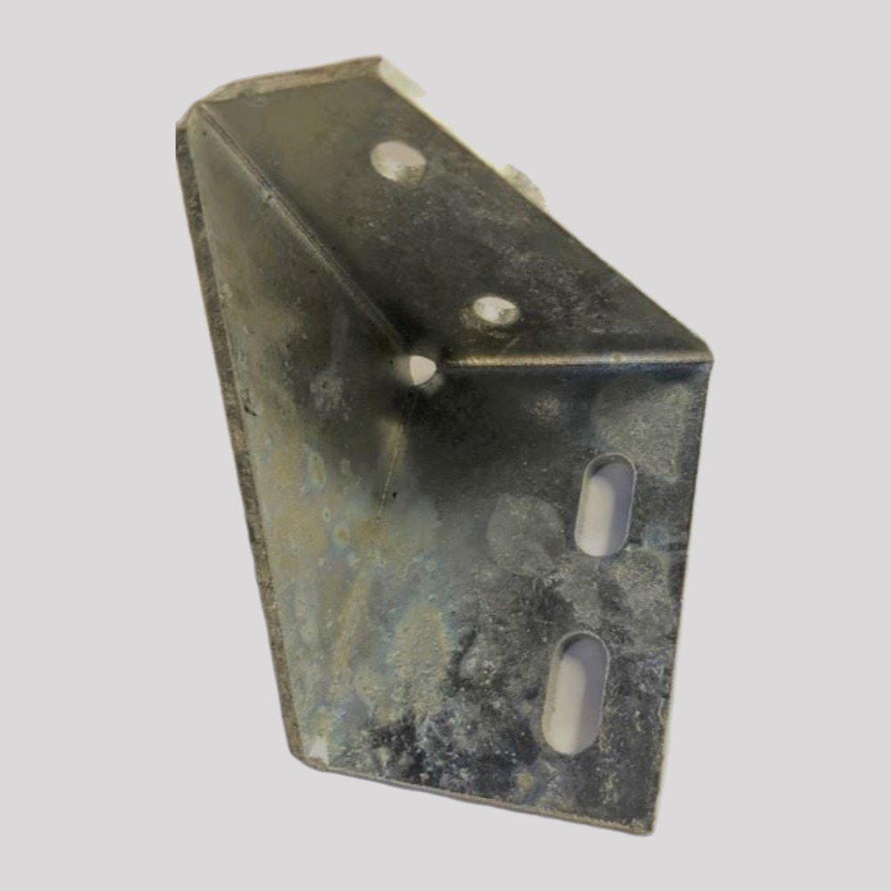 Defender 110 Sill Panel Bracket (Station Wagon, Double Cab and Crew Cab), Galvanised – Right – DDS Metals