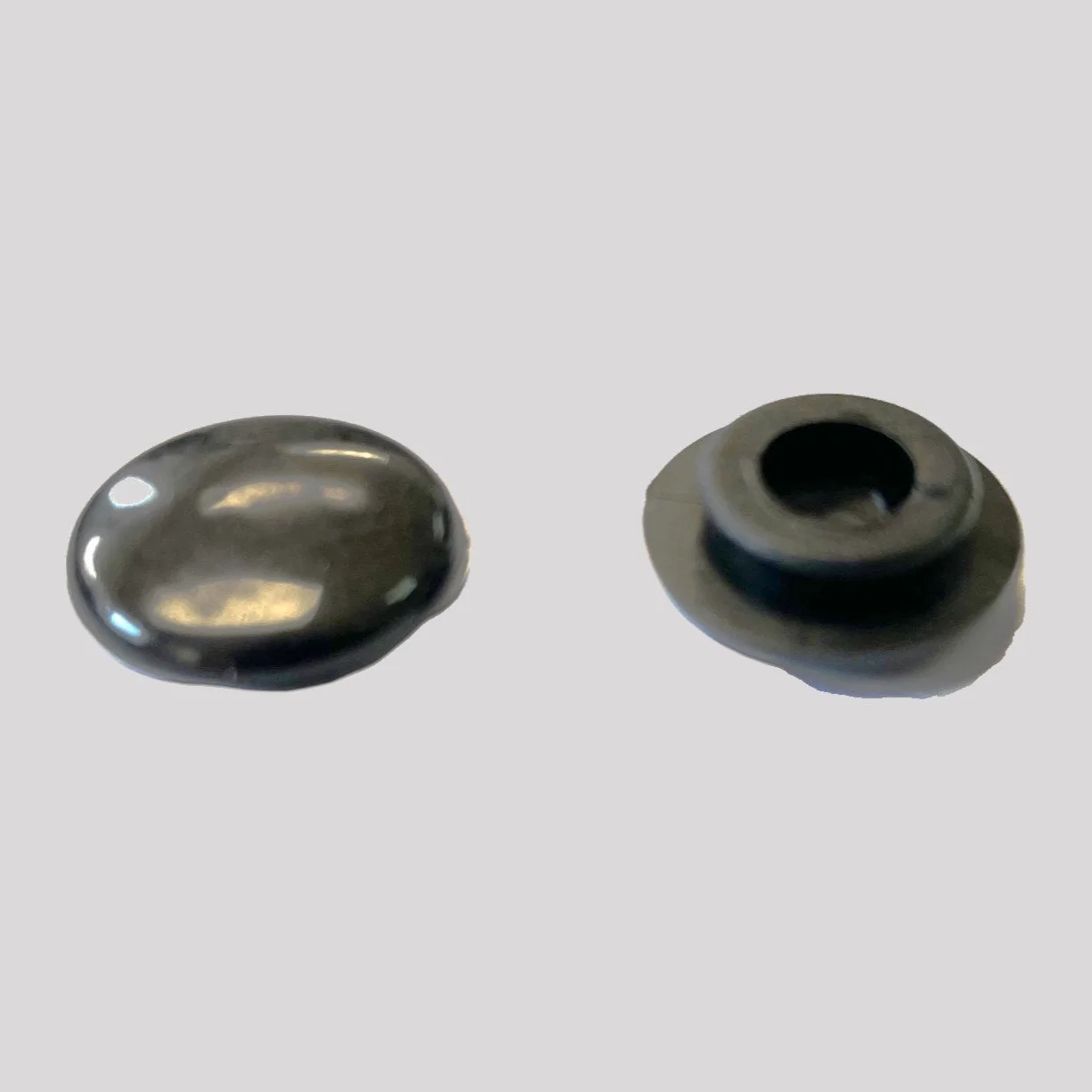 Defender Wiper Spindle Blanking Plugs (1984-2002, Pair) – DDS Metals