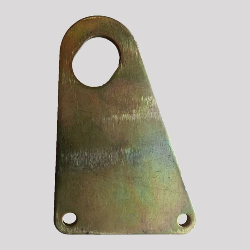 dds-200tdi-300tdi-engine-lift-bracket-1.webp