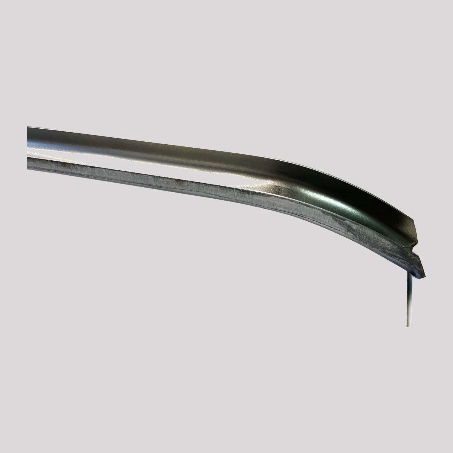 Series and Defender Bulkhead Drip Rail – DDS Metals