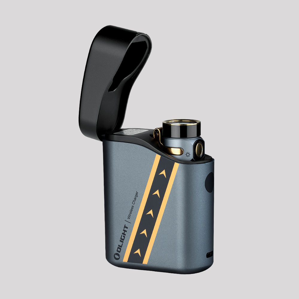 Olight Baton 4 Premium Edition with charging case – Fighter Pilot