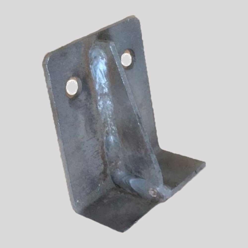 Angle Mounting Bracket (LR97-30) – DDS Metals