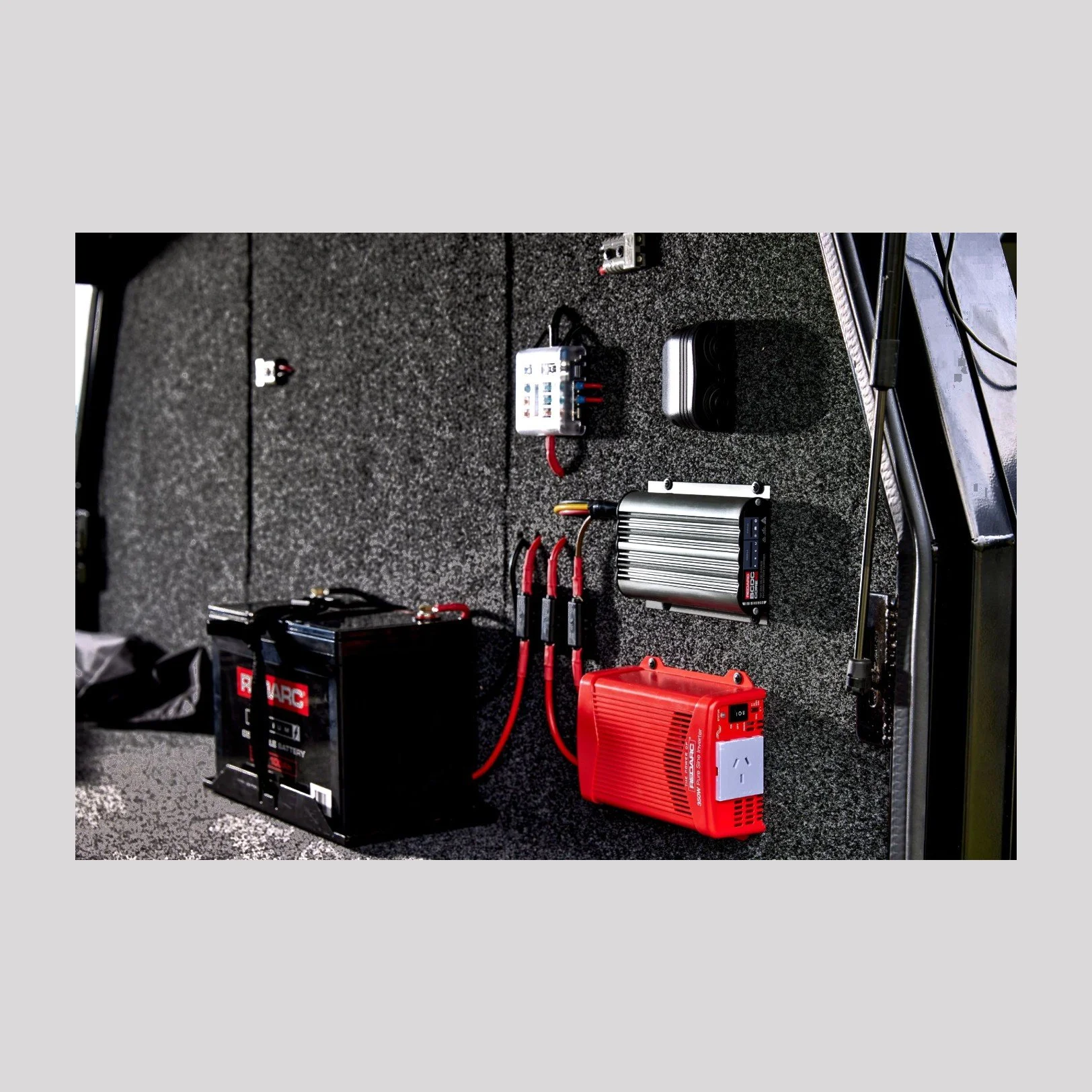 REDARC In-Cabin 12V 25A DC-DC 3 Stage Battery Charger with MPPT Solar (BCDCN1225) (photo 2 of 2)