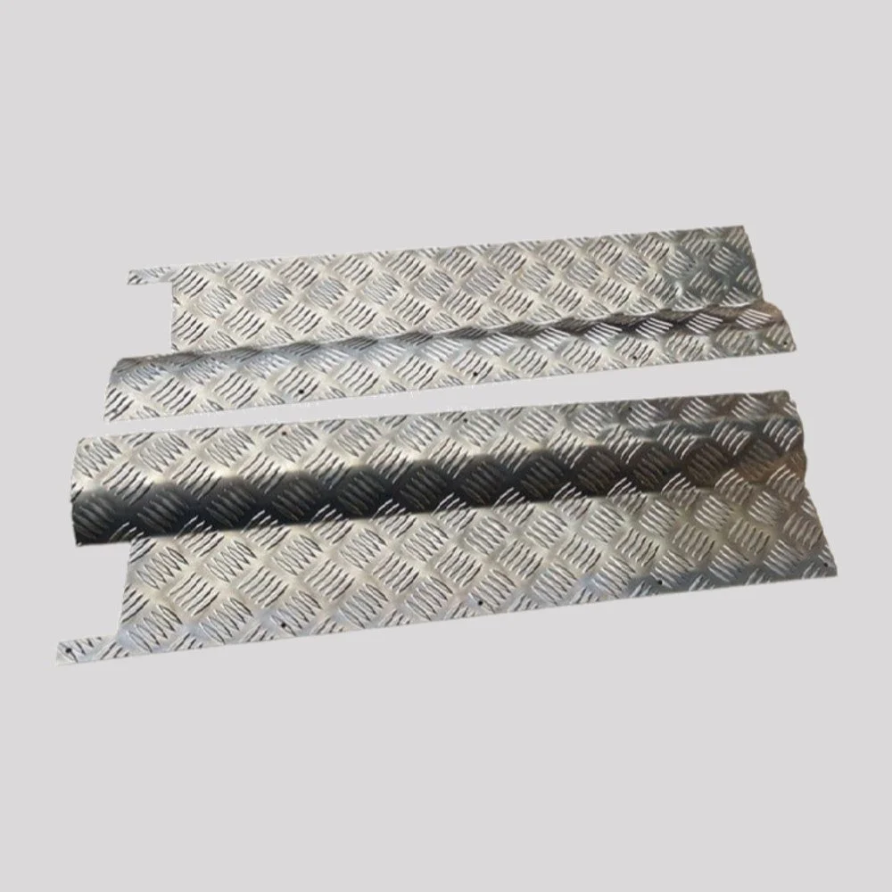 Defender 2nd Row Door Chequer Plate Deep Radius Covers – Mill finish (bare aluminium) – DDS Metals