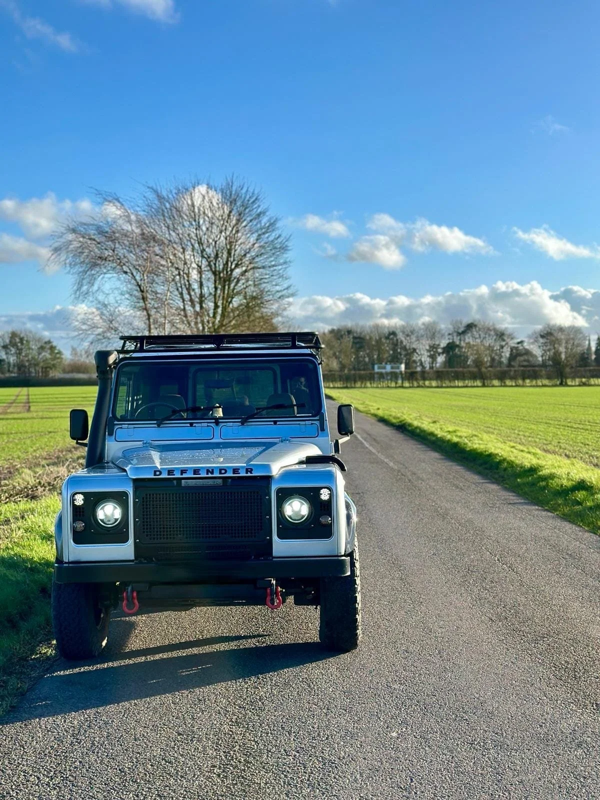 MCB 4x4 Defender 90 Flat Roof Rack – handmade steel roof rack for the Land Rover Defender 90 (photo 6 of 14)