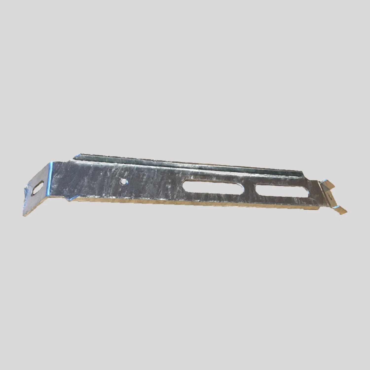 Discovery 2 Rear Mudflap Stay – Left, Galvanised – DDS Metals