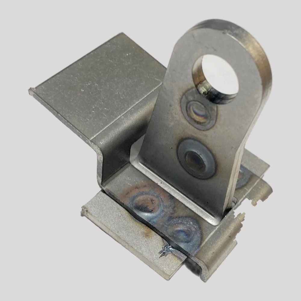 Defender Bulkhead Steering Column Mounting Bracket – DDS Metals