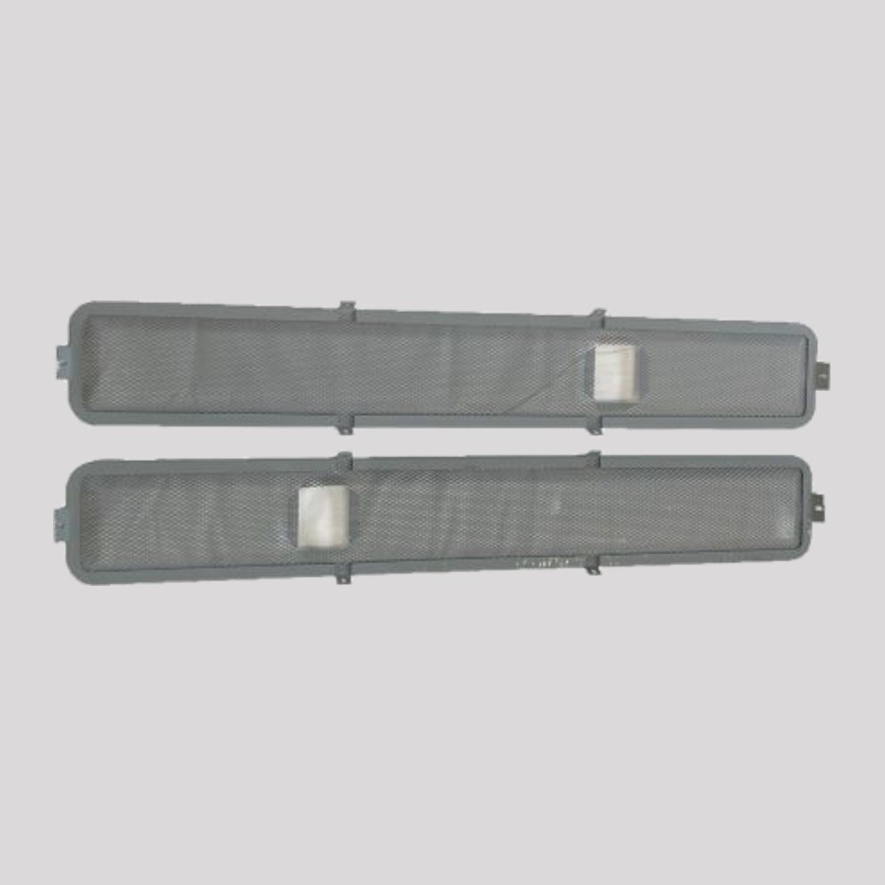 Defender Late Bulkhead Fly Screen Mesh, Screw-In (2003-2006) – Silver powder coated – DDS Metals