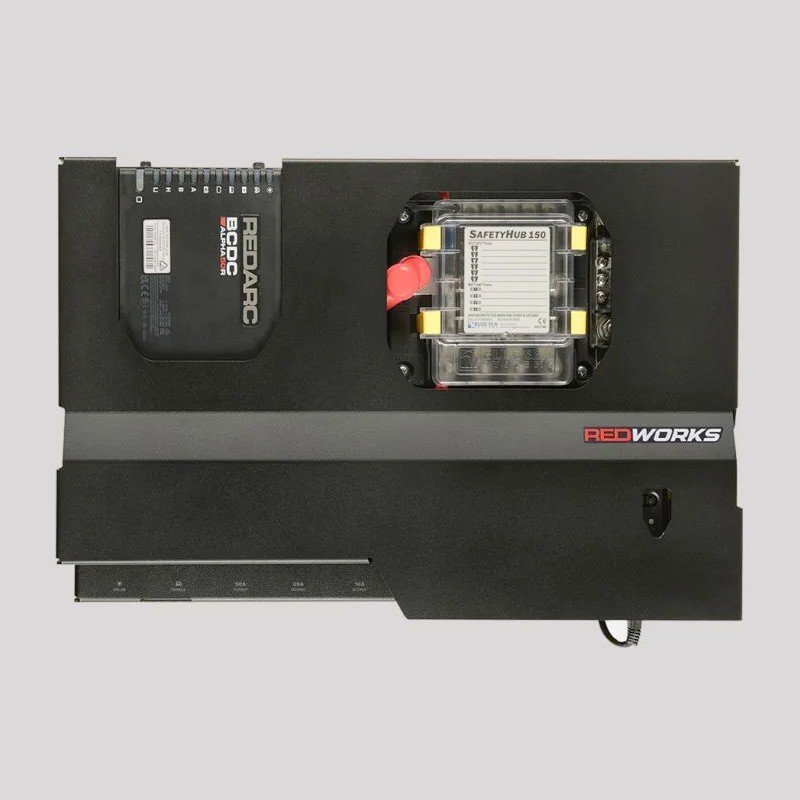 REDARC 12V 50A BCDC Alpha NOMAD with Fuse Block ICMS (ICMS-016-002) (photo 3 of 5)