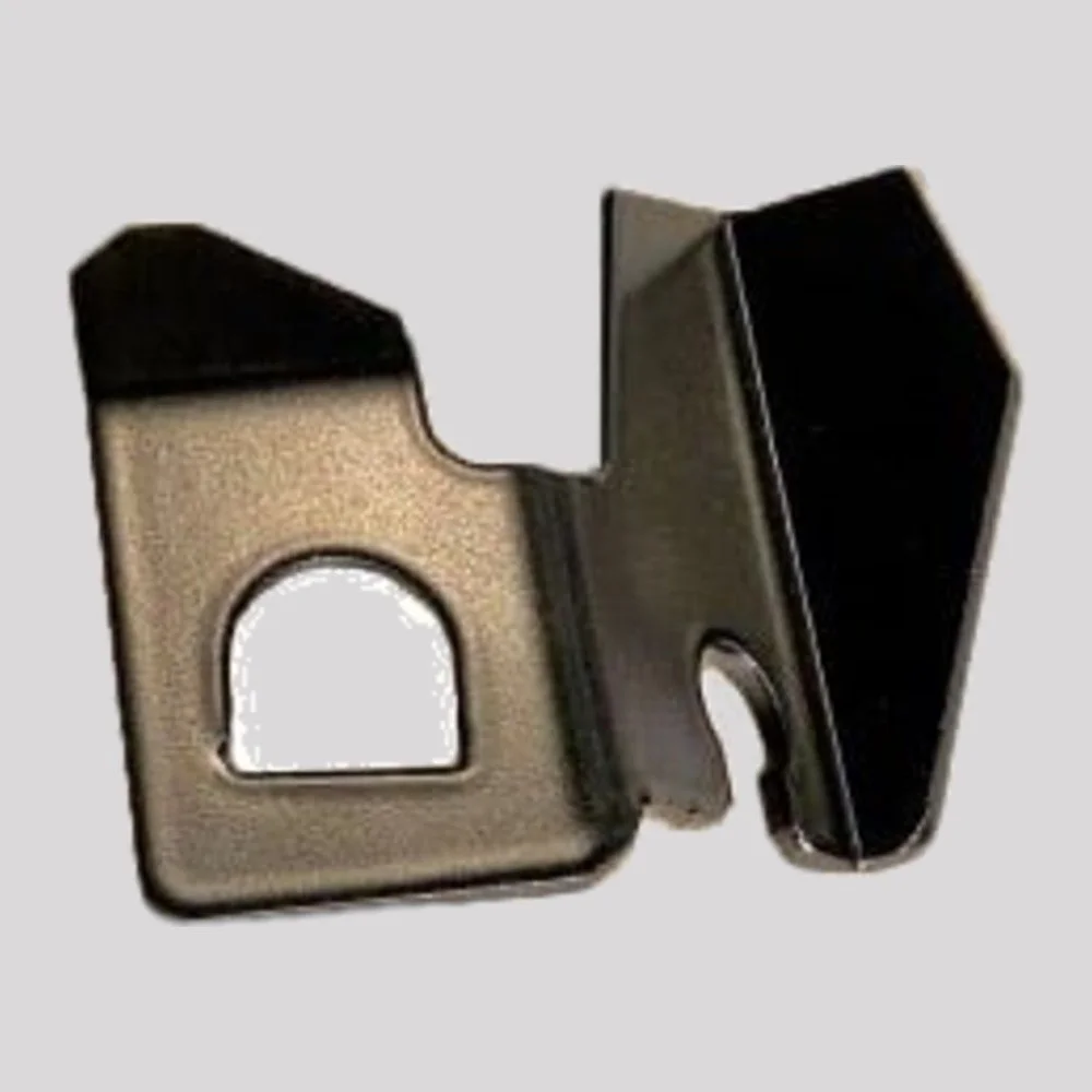 Defender Front Spring Seat Brake Pipe Bracket – Right – DDS Metals