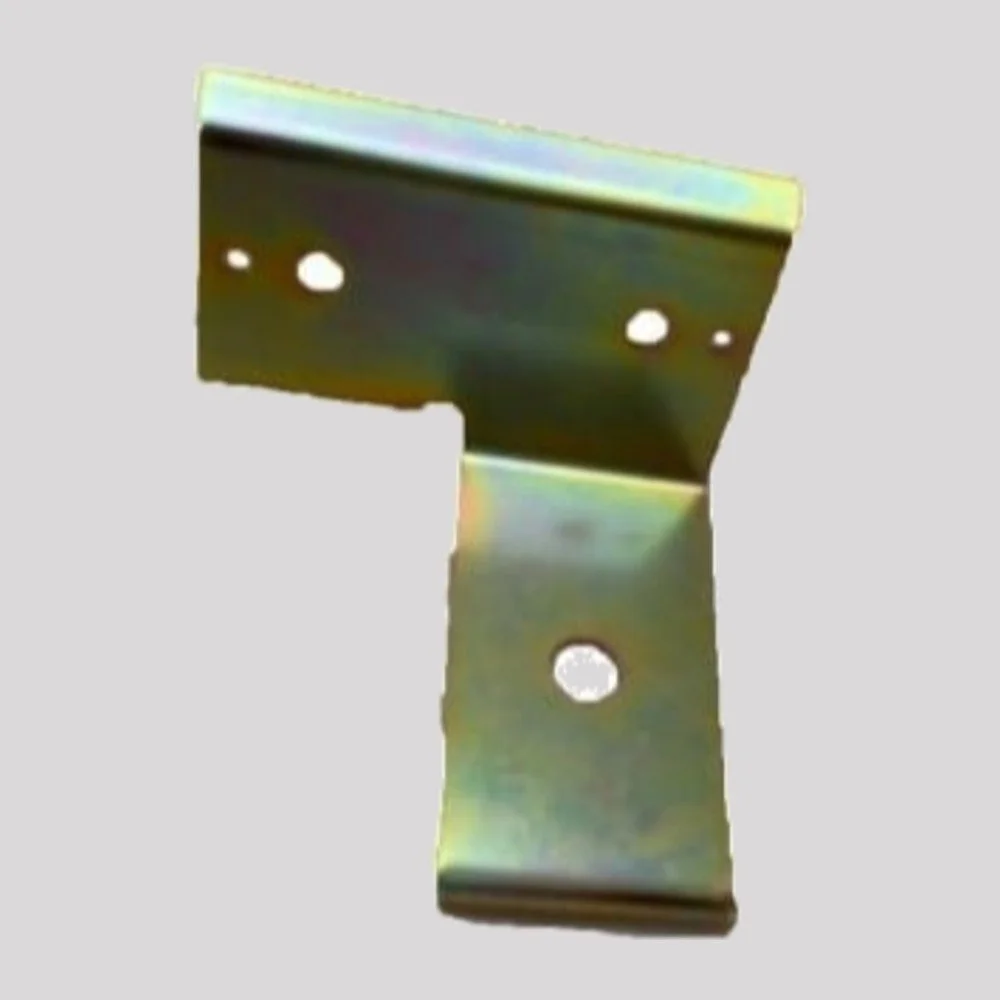 Rear Axle Brake Pipe Bracket – Right – DDS Metals