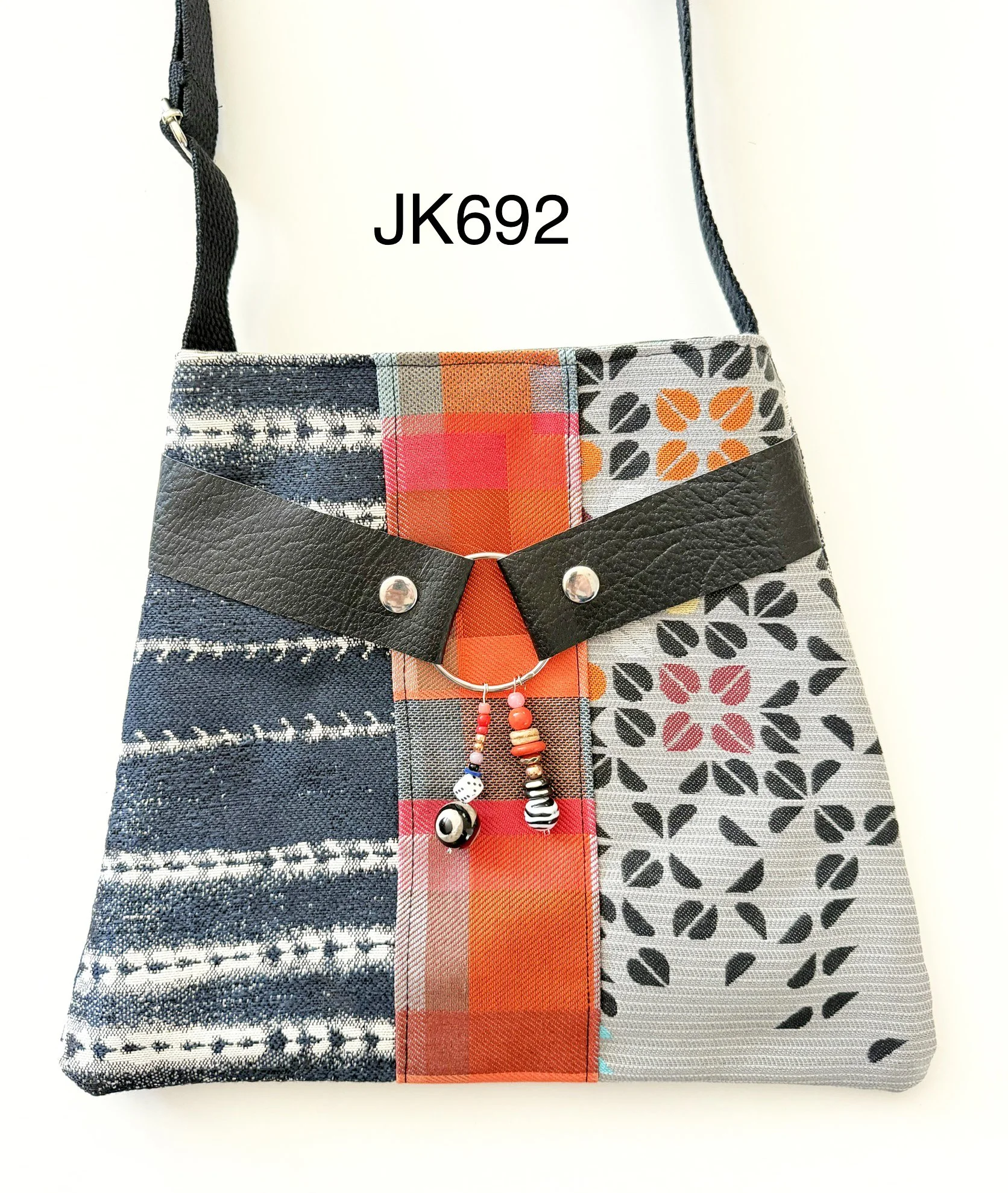 JK692.jpg