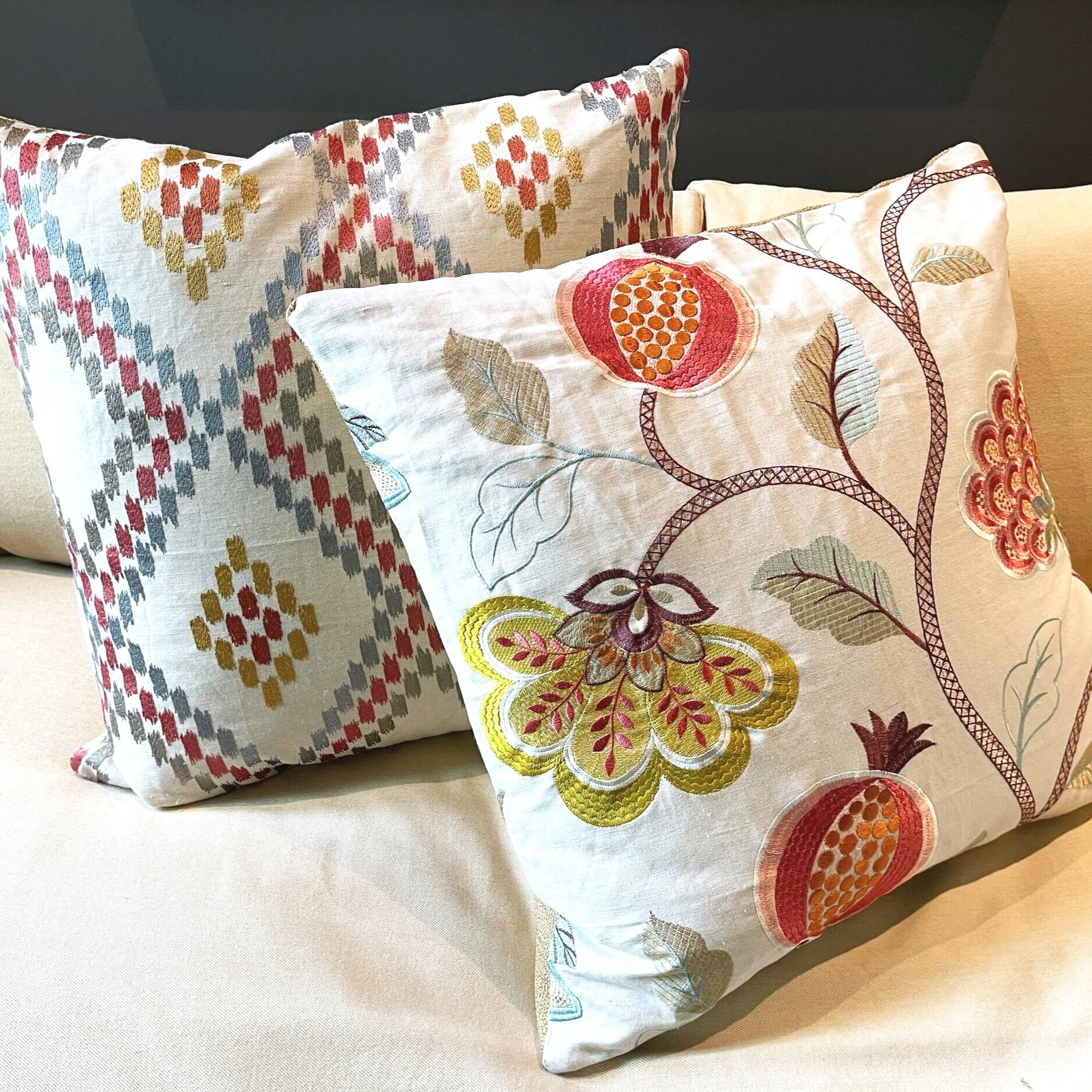 PILLOW SET